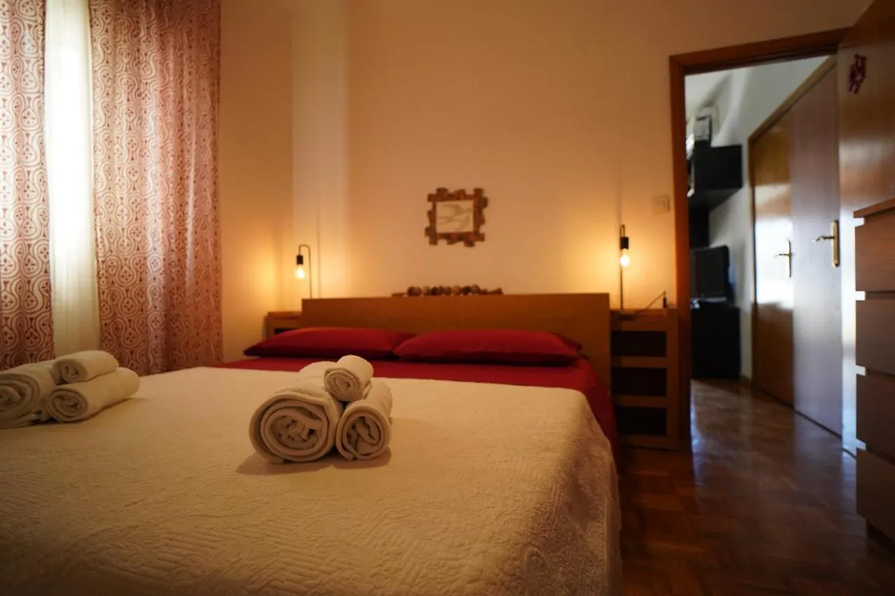 Apartament Casa Delle Rondini Katania